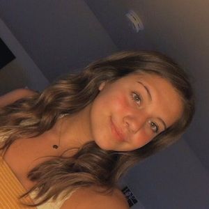 Meet your Posher, Skyla